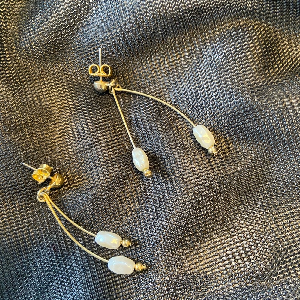 Freshwater pearl earrings